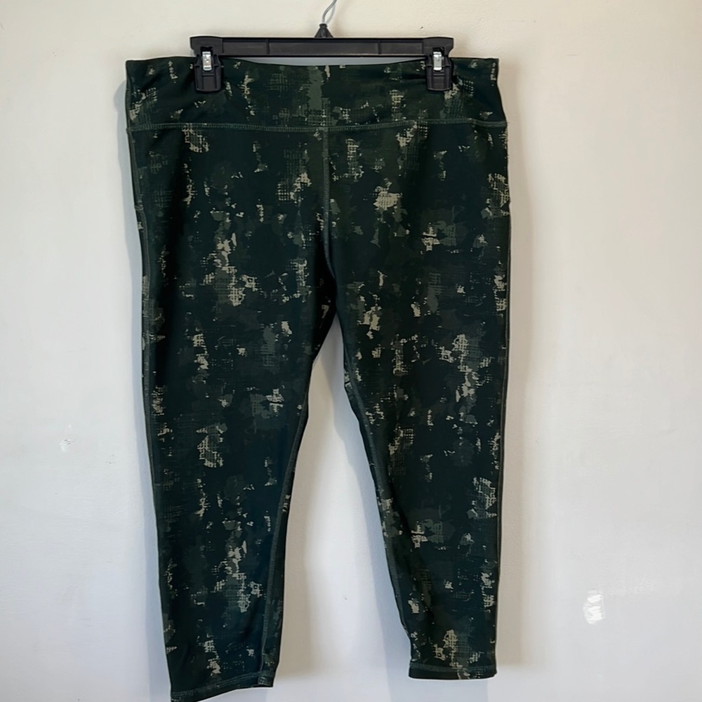 MARIKA sport workout pants size XL